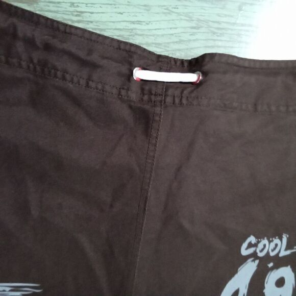 Red Stripe Men's Boardshorts Swimsuit Brown Red White Size 38 Waist Velcro - Picture 6 of 14